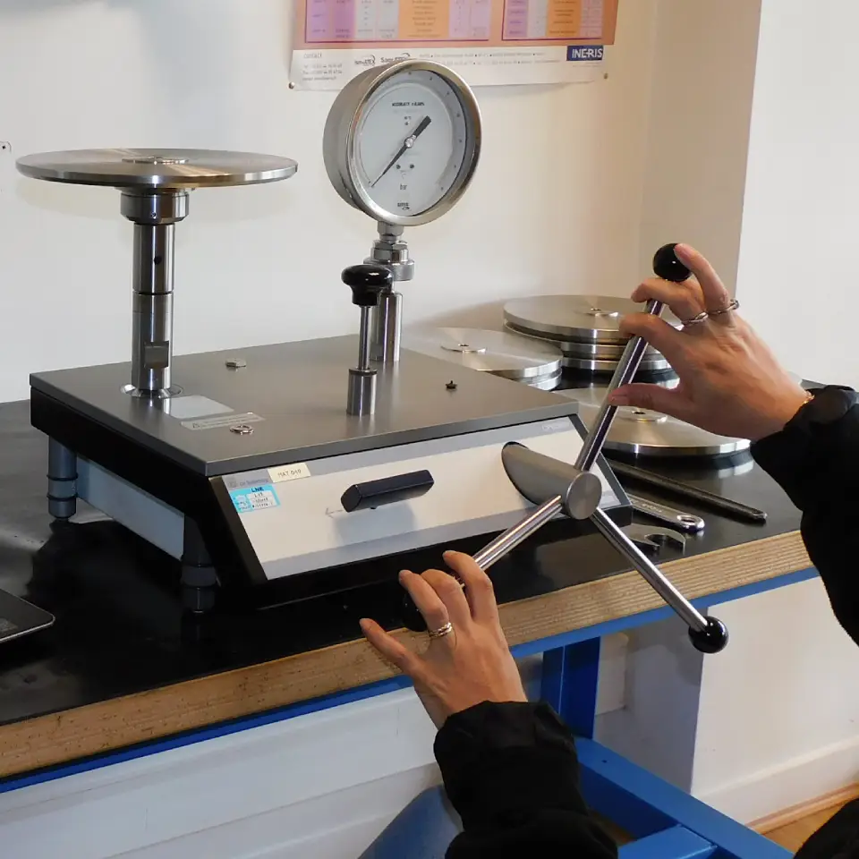 Votre garantie précision avec notre Laboratoire accrédité ISO 17025 Maroc