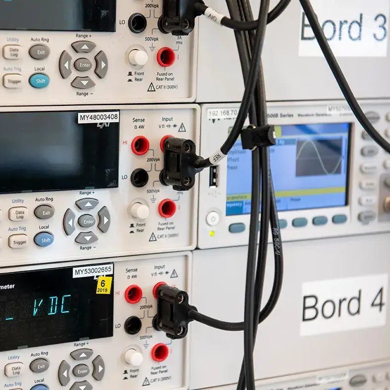 Étalonnage Électrique et Magnétisme Maroc